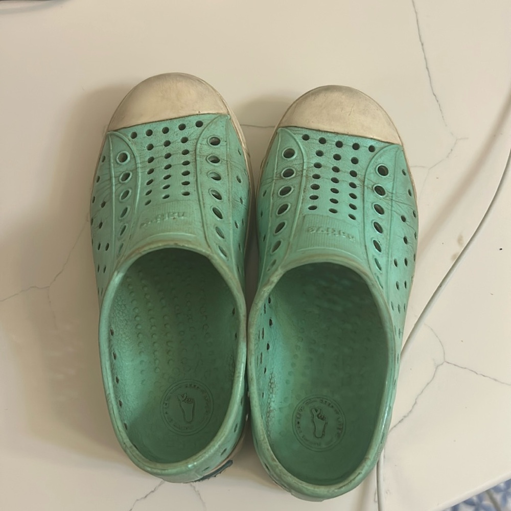 Light Blue Jefferson natives toddler size 11. GUC, some wear on heels.